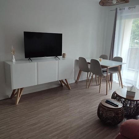T2 En Centre Ville Avec Place De Parking Privative Le Mans Kültér fotó